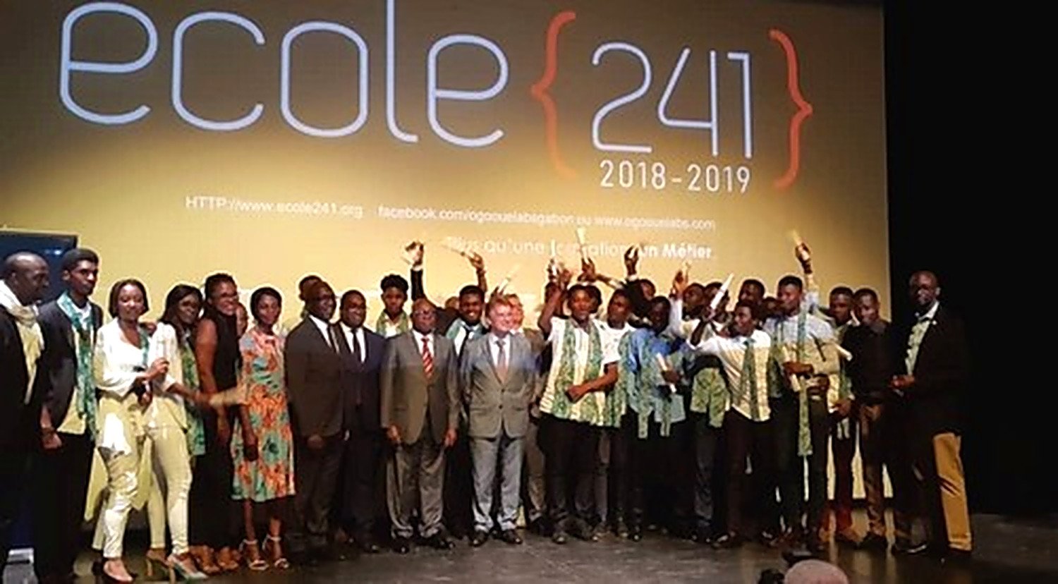 Cérémonie de fin d'année de l'École 241 à Libreville
